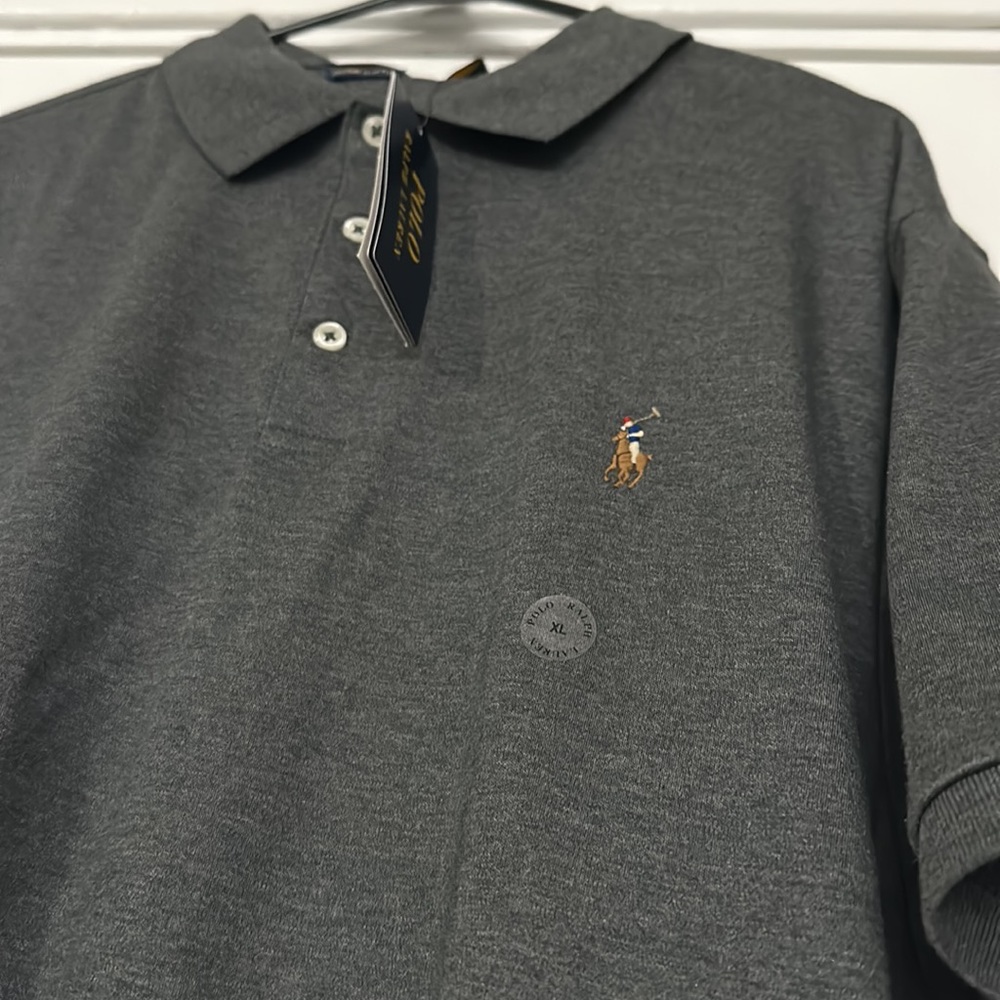 Polo - Picture 2 of 4